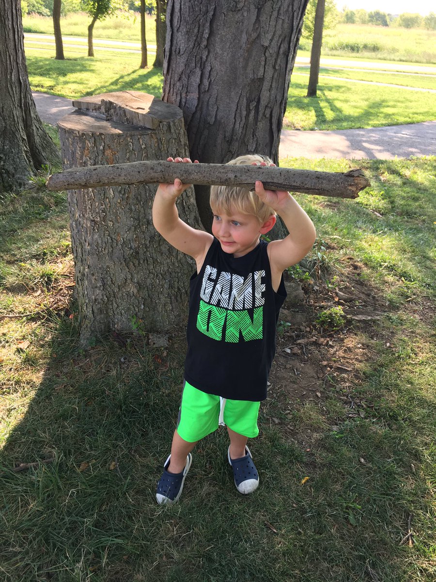 samatti2010's tweet photo. Bird watching and giant sticks! #kidlife @JohnMattingly23 https://t.co/RacObV9Pyf