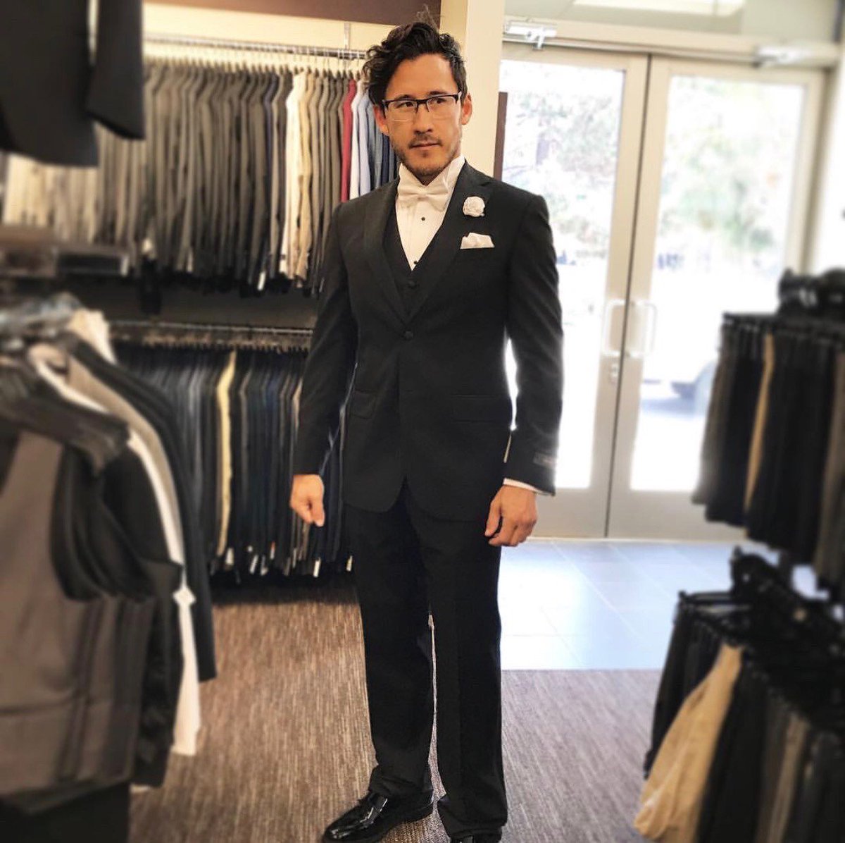 directXmen's tweet image. Is it just me or am I seeing Bim Trimmer?