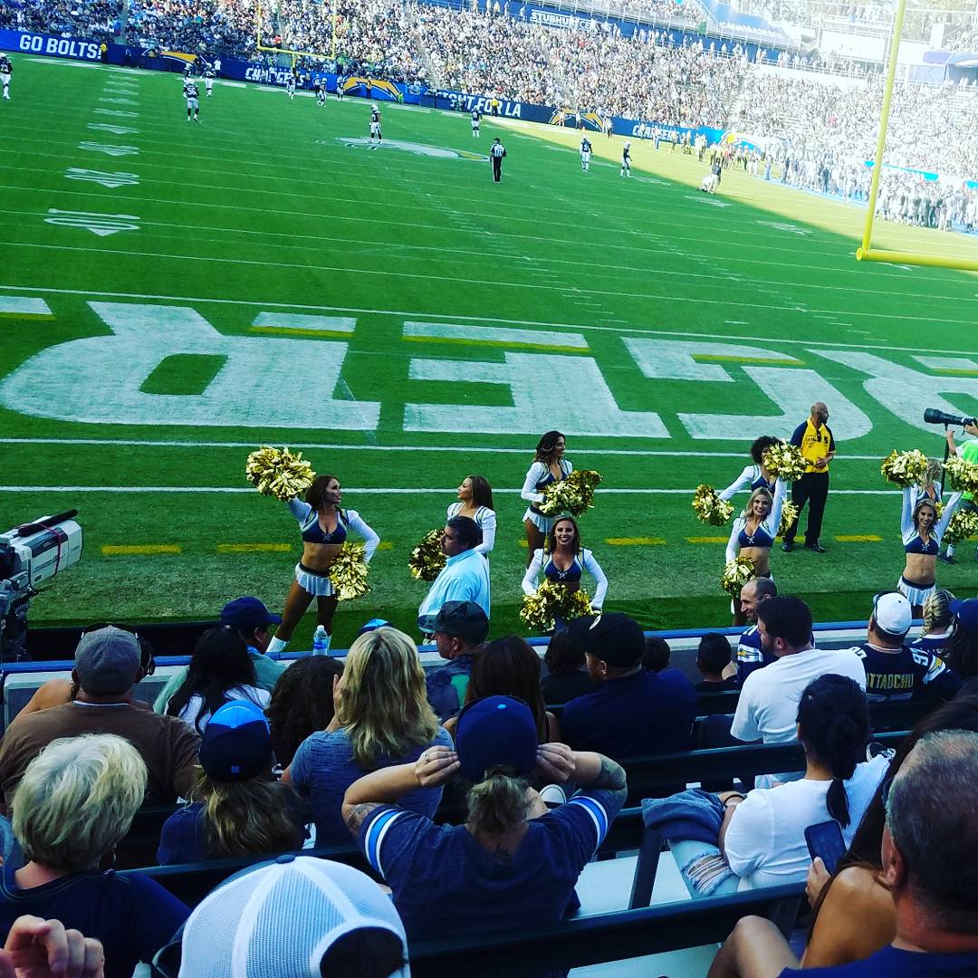 LA Chargers Fans (@lachargersfans3) on Twitter photo 