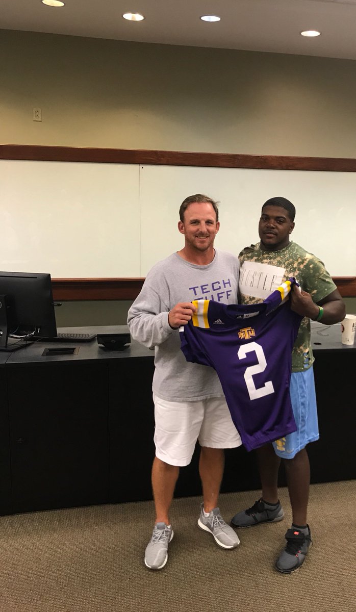 TNTechFootball's tweet image. Aderick Moore earning his first single digit as a true sophomore #TechTuff