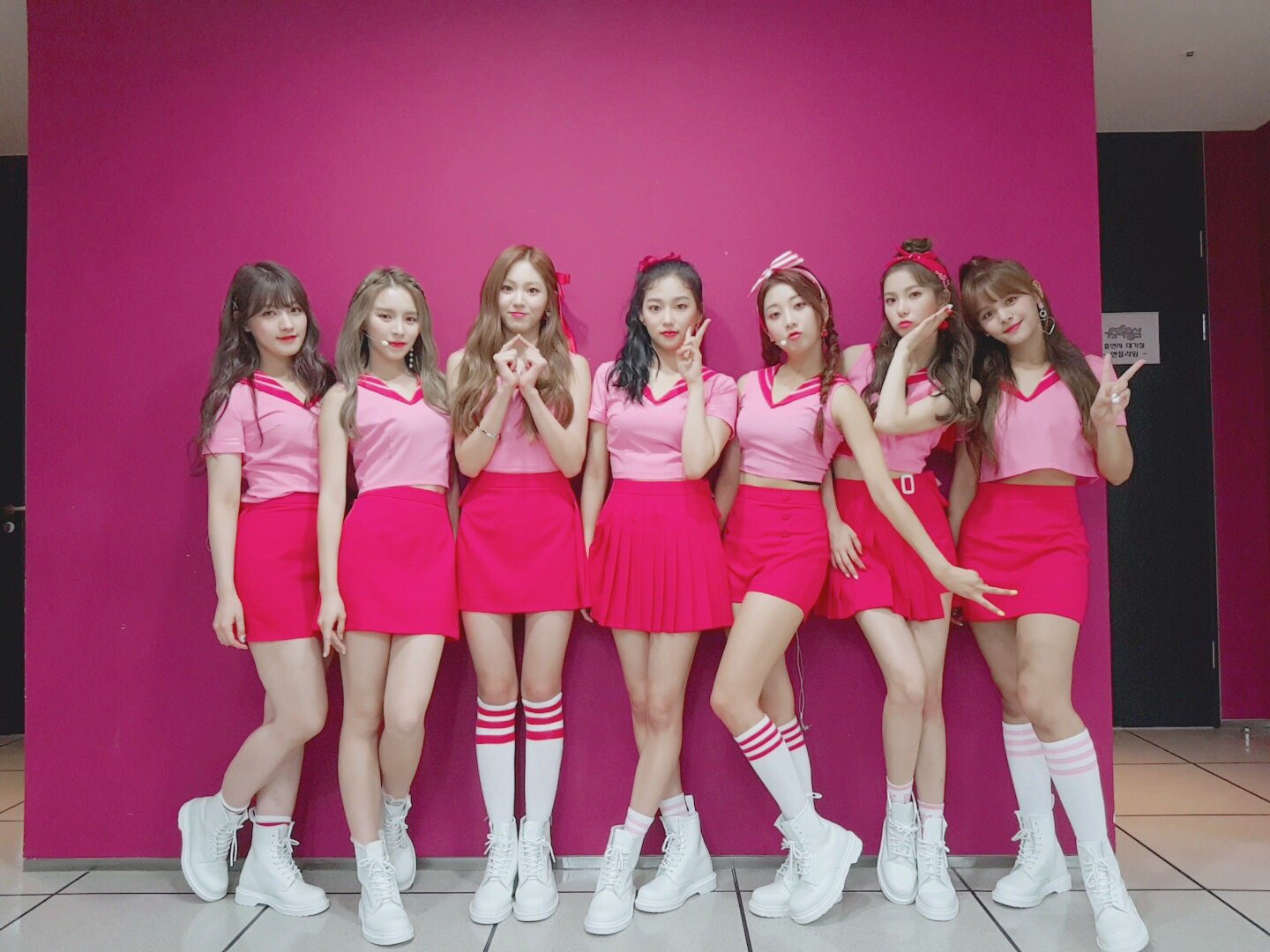 DHk6Tw0UAAAnSDa.jpg:orig