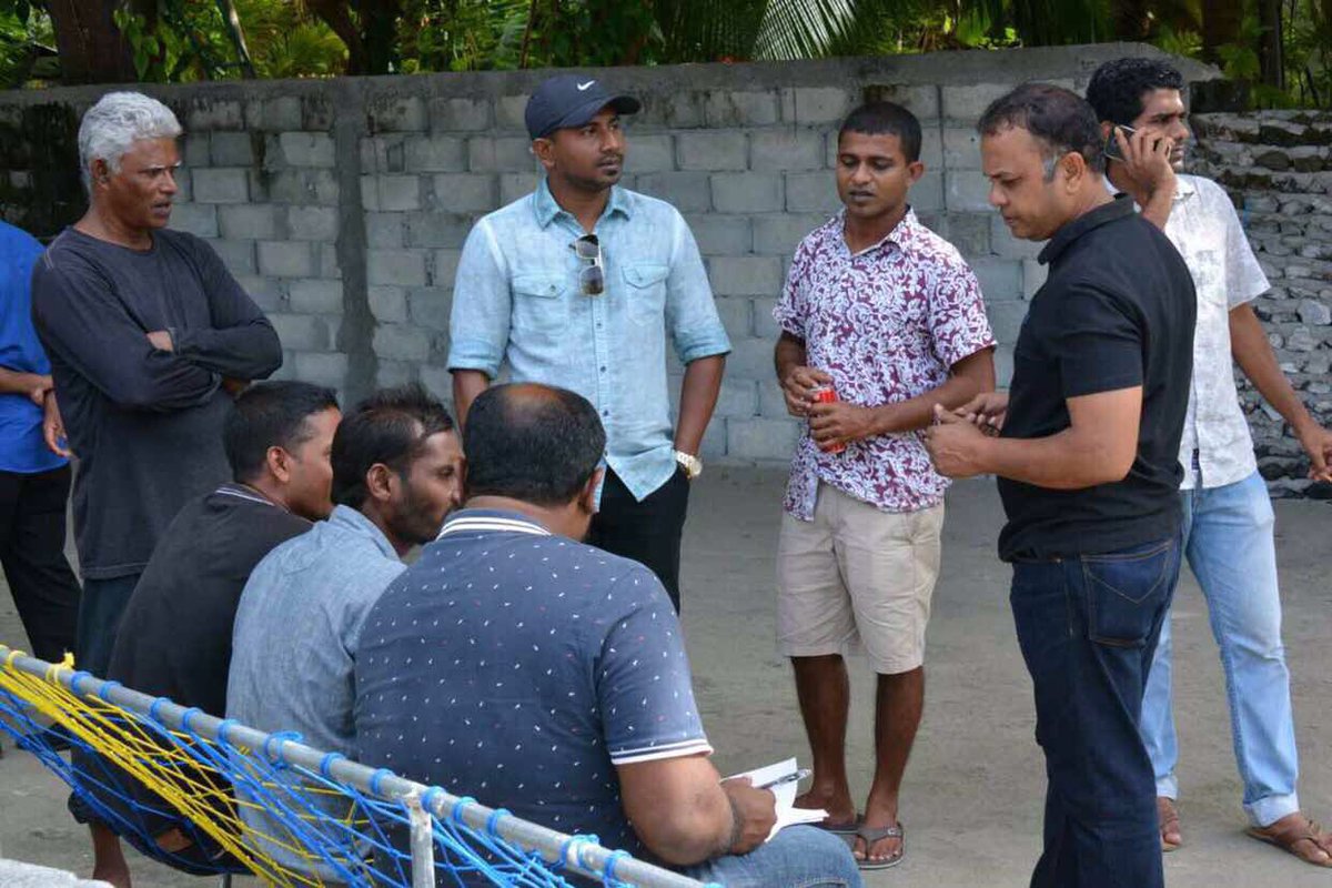 adduXfiles's tweet photo. GaumU vettifai mivaa igthisoadhee adhi ijthimaa'ee valhugandun salaamai kurumah MP @AhmedMahloof thiya kurahvaa masaikathah salute kuran! https://t.co/fNHxJlw32k