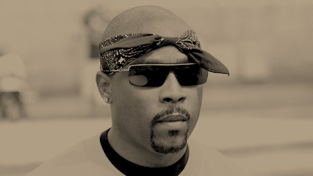 BobsDaBoss's tweet photo. HAPPY C-DAY BIG NATE DOGG!!!
#LegendsNeverDie
#4everloved & #never4gotten.. πππ
1 Luv @Lilnate93 @YoungNaij7.. https://t.co/k2eoawLNn2