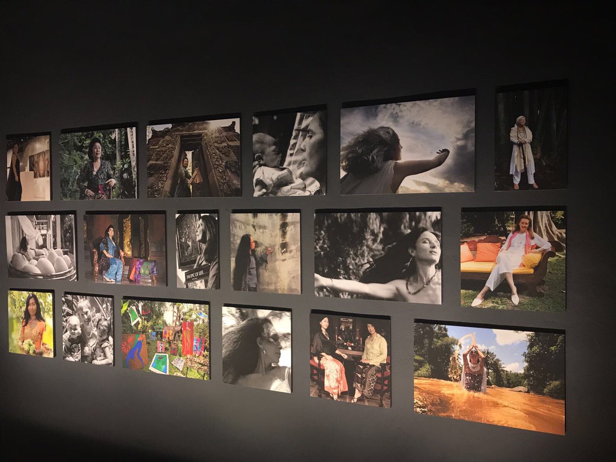 For the #WorldPhotographyDay the Museum presents #womeninbali by #brunaRotunno. The exhibit is open! bit.ly/womenBali