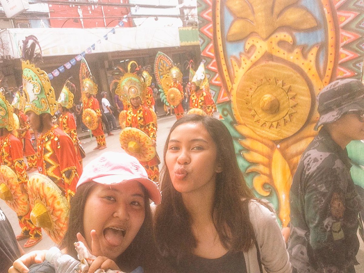 mjmanatad's tweet image. #Kadayawan2017 🤘🏻