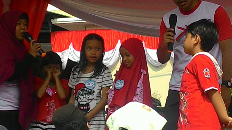 Auliya_Manis's tweet image. #CIPUTAT Horreeee dpt Juara 2,,,,, #lumayan gak sia2 hiasin sepeda #17agustus17