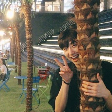chanipictures's tweet photo. [인스타-프로필사진] #최찬이 #찬이 #choechani https://t.co/anrjub0rVI