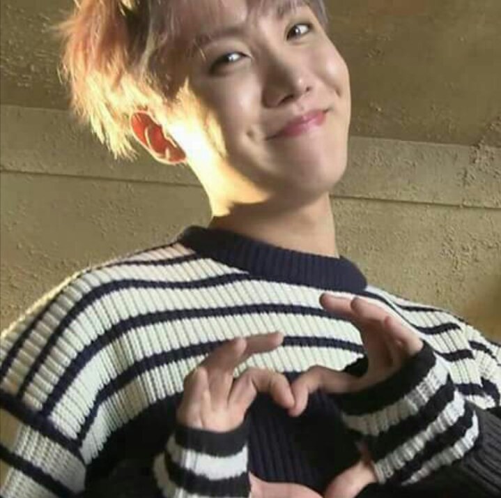liejiminwings's tweet photo. I really really love this fandom 
 #괜찮아_K아미 https://t.co/GrFbRDIvoa