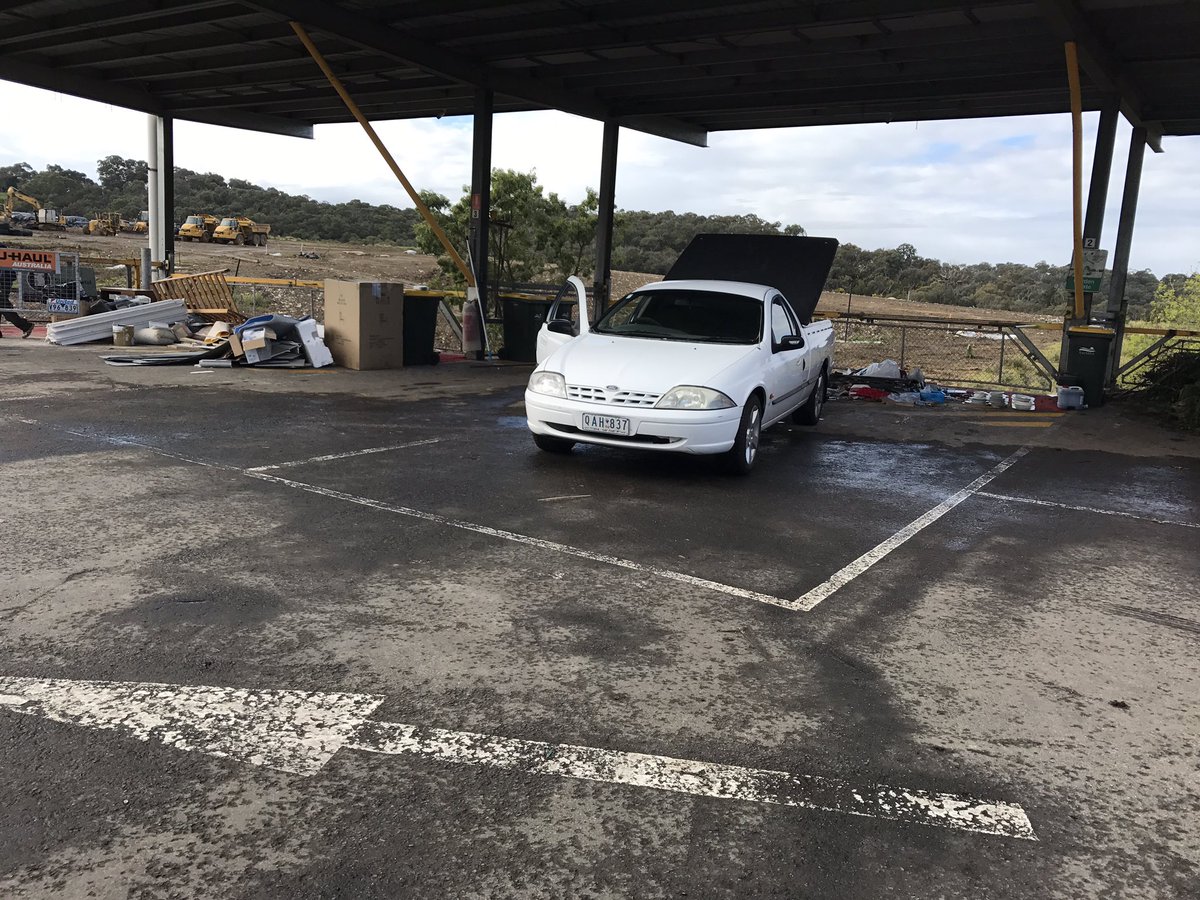 JuzCaps's tweet photo. AU owners club meeting... #mobiletip https://t.co/yPO4G6I3F9