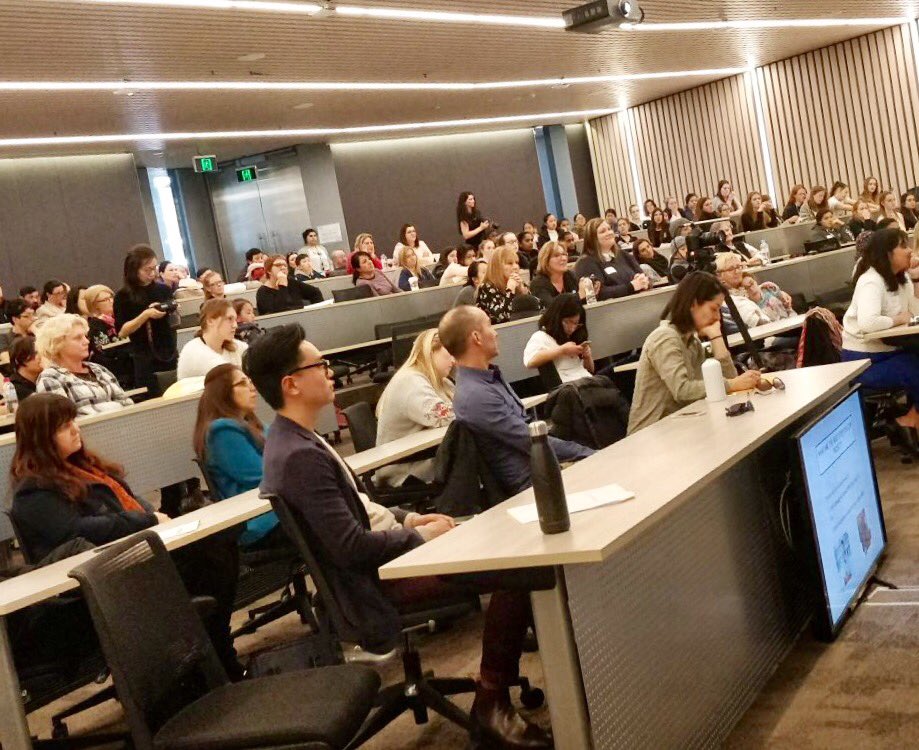 UTSInnovation's tweet photo. It's a full house today for our showcase. Wishing all our #STEAMpunkgirls luck! @UTSHatchery @UTSEngage #utsinnovation https://t.co/0nx4fI1phU
