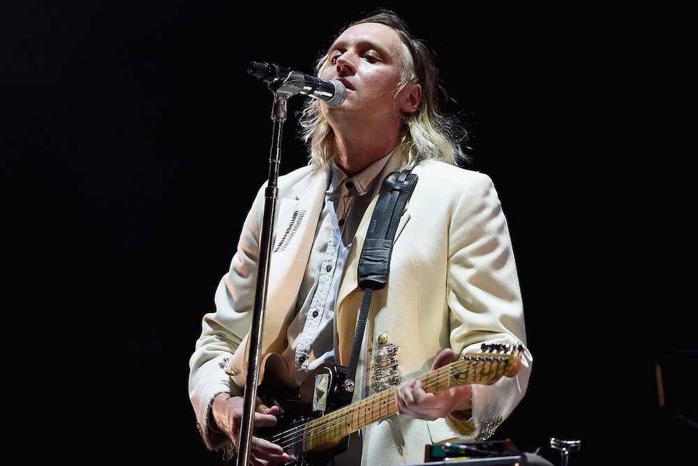 SPIN's tweet photo. Okay, now imagine 150 different versions of Arcade Fire’s “Infinite Content” https://t.co/FS3Imtmn3h https://t.co/AUTzkJvSl9