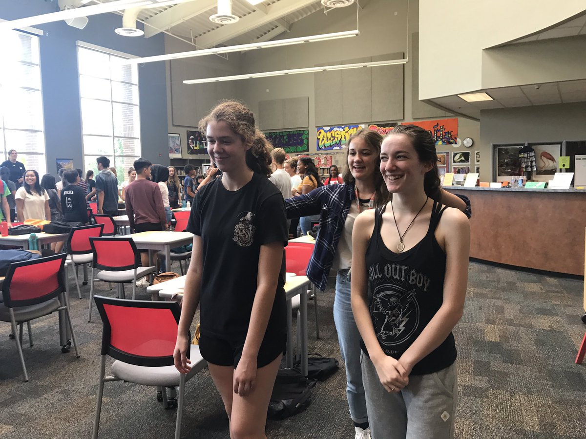 carter_girl_'s tweet photo. Nothing "robotic" about being a Link leader! https://t.co/T7iubNC1S7