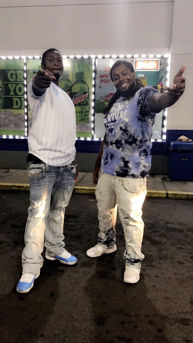 Quayshawn41's tweet photo. #Beeeeeeeep @donkey_d3 https://t.co/QjJIXPsLSb