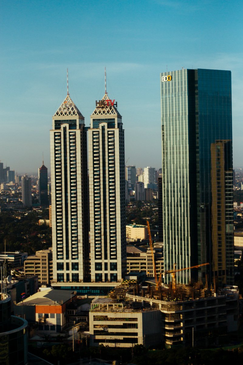 ArchieLau's tweet image. Hi I'm Archie from Pasig and I love shooting humans and buildings 🔫🔫🔫 #artPH