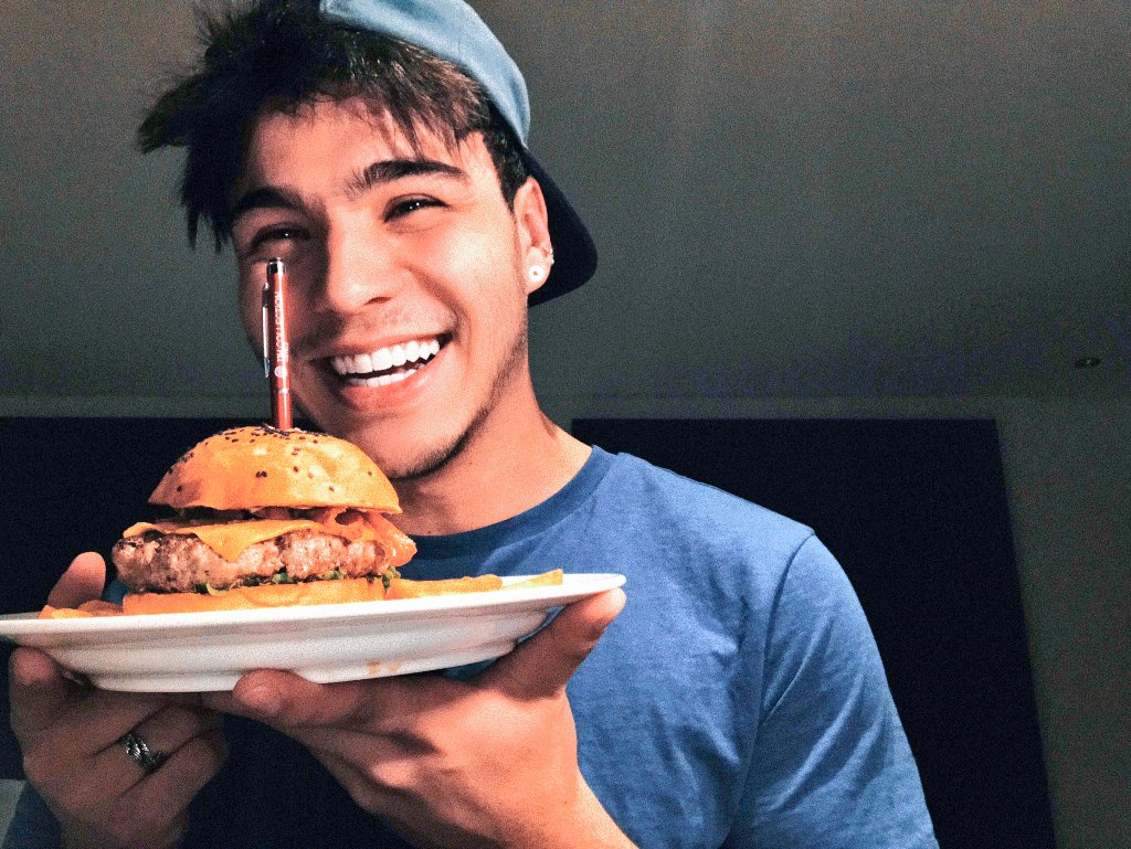 Citlallipachuca's tweet photo. @villalobossebas Te amodoroquiero demasiado otro año juntos siempre estaré ahí para ti hací  como tu estas para mi eres lo mejor del mundo https://t.co/YKICvqCA1f