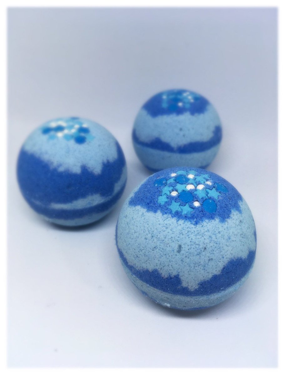 GoodKittyNats's tweet photo. Bath Bomb - Blue Raspberry Slushie Scented Fizzing Bath - Sapphire … https://t.co/FRwXNxFi6s #Etsy #BlueRaspberryIce https://t.co/4mm6cEwH6E