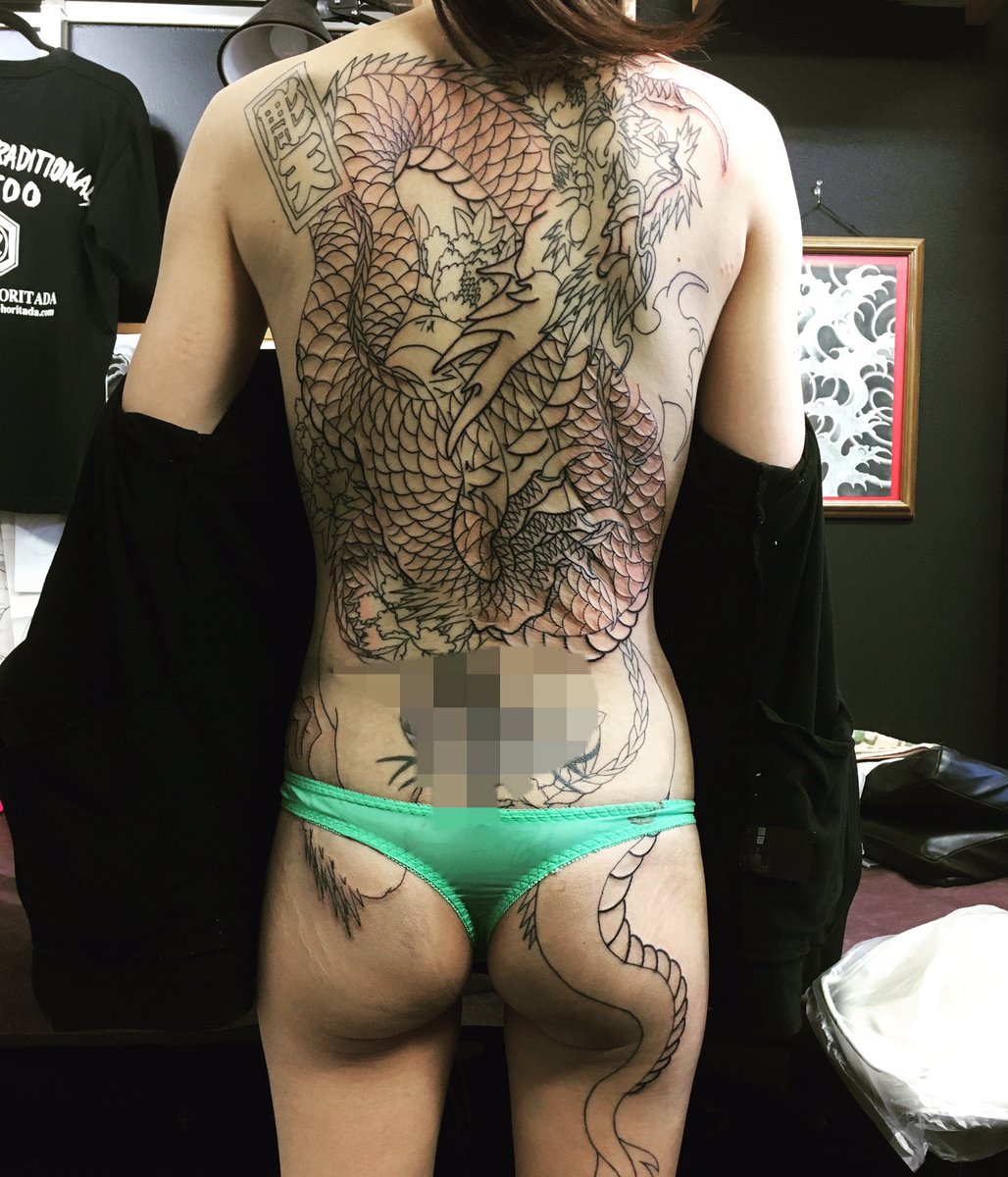 彫天 Auf Twitter Dragon Backpiece Japanesetattoo Irezumi Horiten 彫天 女彫師 龍 刺青 彫天 Auf Twitter Dragon Backpiece Japanesetattoo Irezumi Horiten 彫天 女彫師 龍 刺青