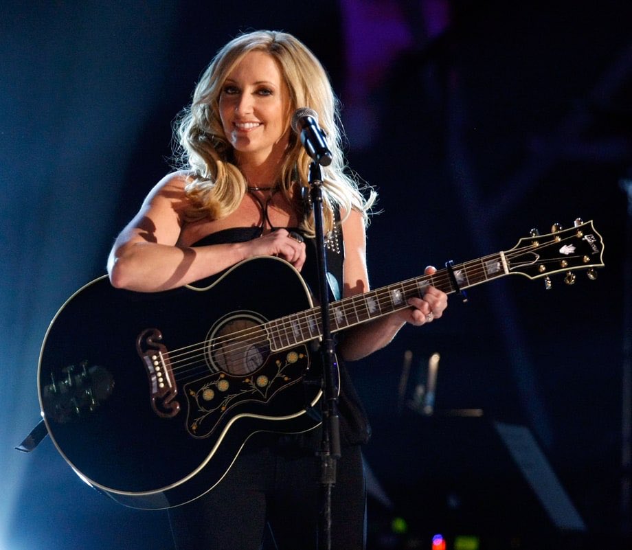Happy Birthday to Lee Ann Womack, born this day in 1966 