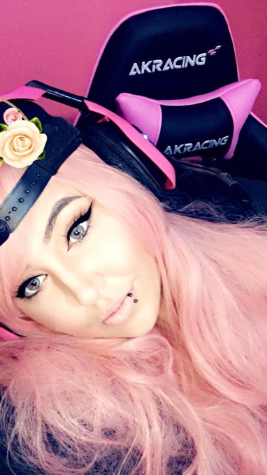 Watch KAYSHA💕's leaked NSFW photo on TwXstars