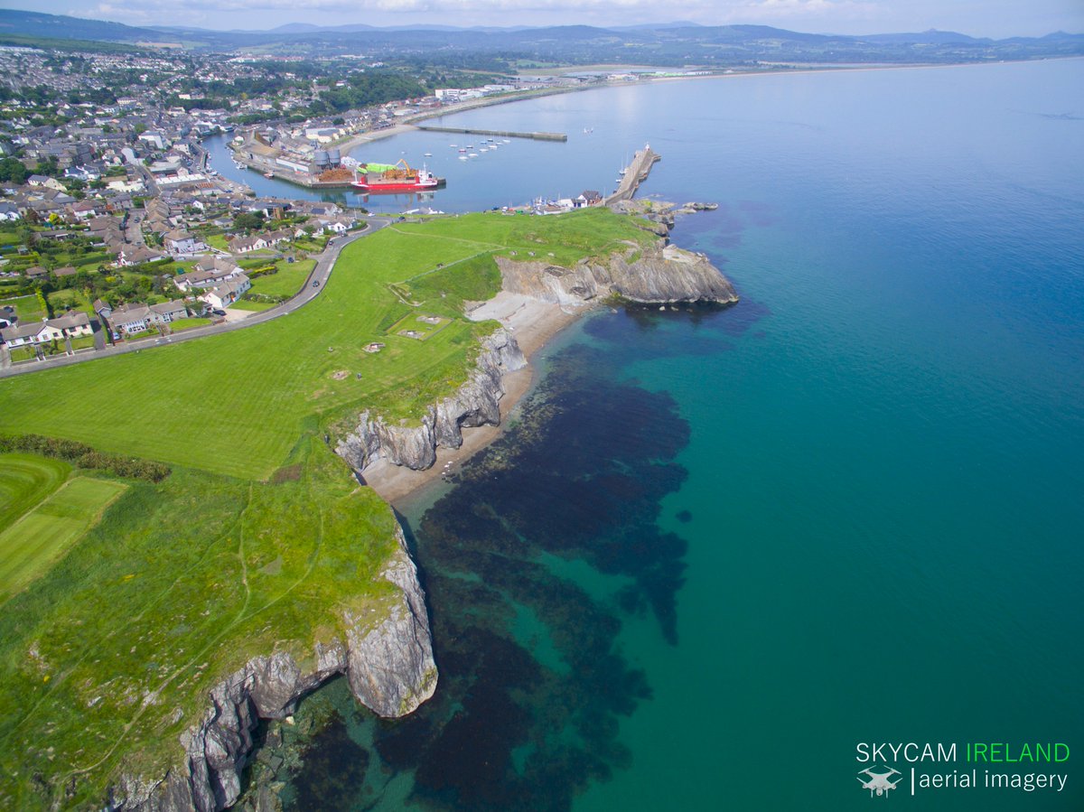 IrelandSkycam's tweet image. Summer days along the coast in Wicklow ☀️
