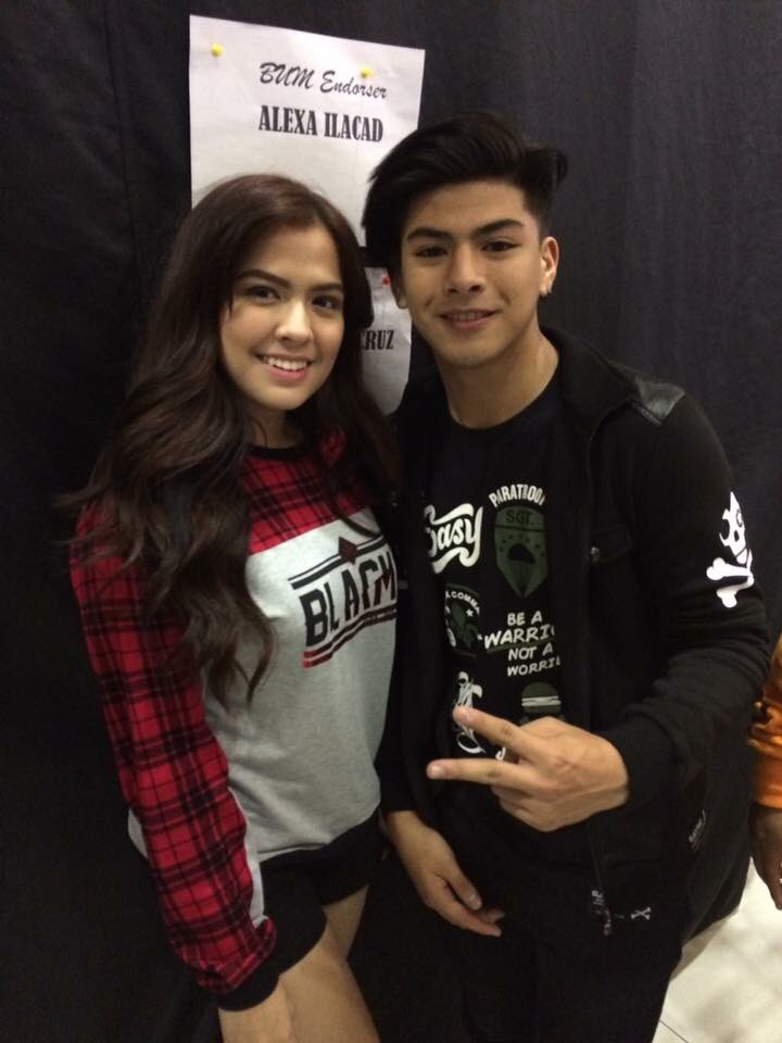 sushilexa's tweet photo. OMG!!! I cri!! My two faves in 1 photo!! KeanLex or KenLex basta I love you both!! More mallshow!! ❤️🙈 #BUMLiveWithAlexaIlacad luv u ttmab!! https://t.co/zvMLxzsnkY