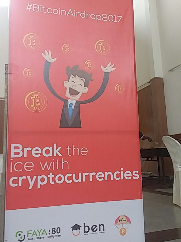 mic20m's tweet photo. Received bitcoin at #IEDCSummit2017
#BitcoinAirdrop2017 ;) https://t.co/S4XAttLTy0