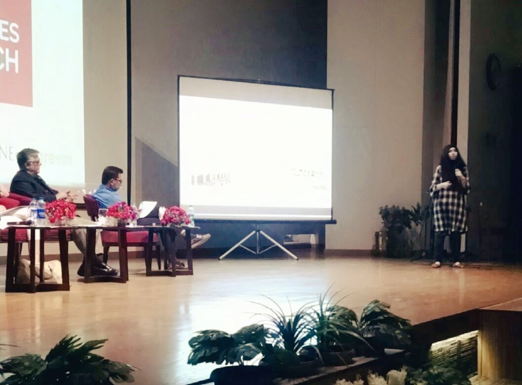 AnumShakeel1's tweet photo. Qayam pirtching at #SheLovesTechPk @CIRCLE2020 @SadaffeAbid @AhmadJalal_1 @JiqbalPK @BashirHumayun @DrZaki @YusufJan https://t.co/2VH0JsS6ny