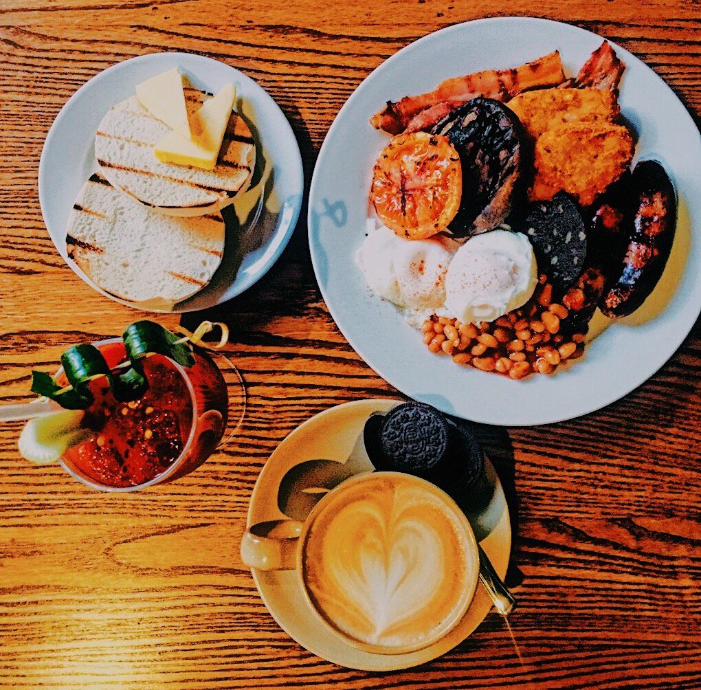 The Snug LensfieldRd tweet media