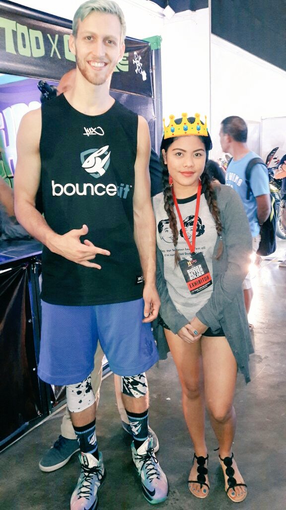 shyqueen24's tweet photo. Jordan Kilganon ππ
(Professional Dunker)π
#Historycon2017
#blessed https://t.co/kn7MowQ0AO