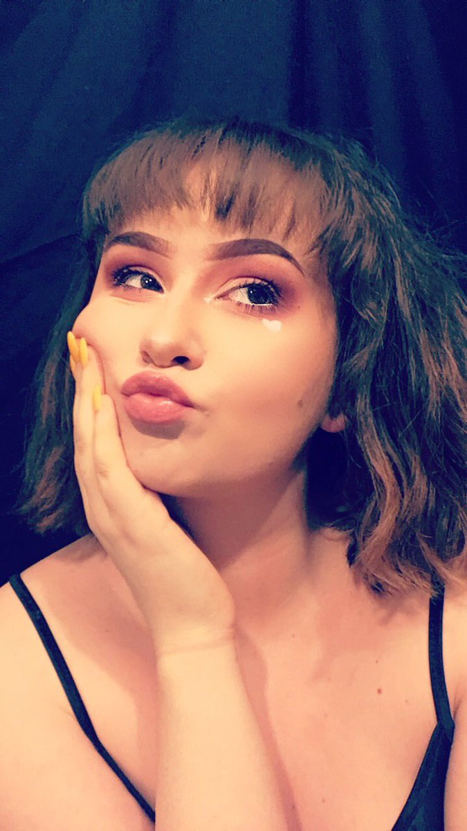 RAlNYRlN's tweet photo. fav for a dm 💛 16, ontario
 @interntgirlf @internetgfluv @interntgf @interntgrlf @internetgf_ @internetgrlfrnd @internetgfinder https://t.co/FtGwyRFmhW