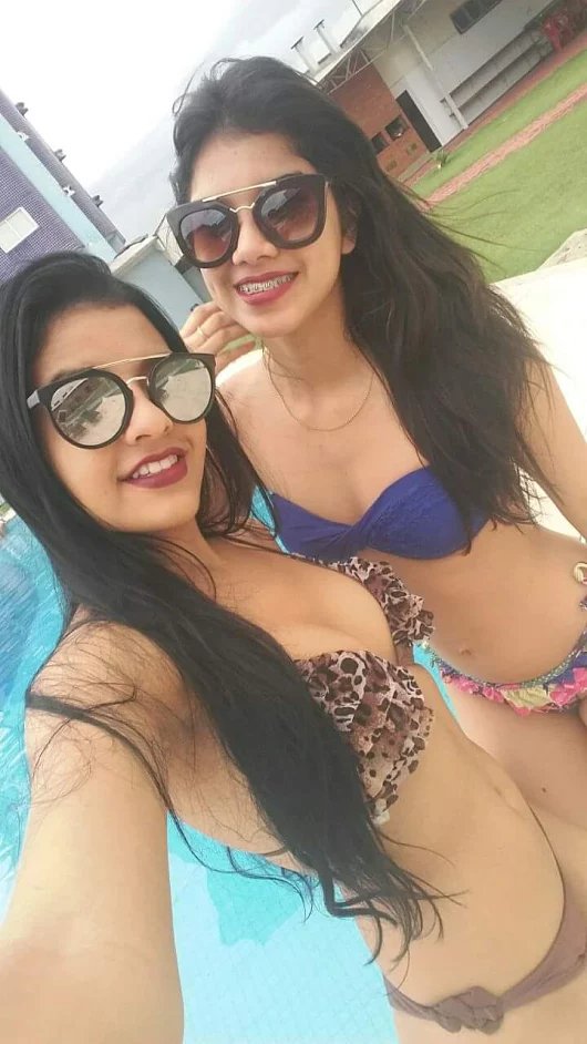 SeekingBi's tweet photo. women looking for couples , do you want to meet bisexual women or couples ??? https://t.co/fNYHPhRrut https://t.co/w4AEibgTxd