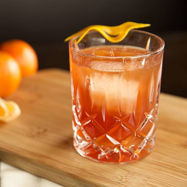 Chairmans Old Fashioned <a href="/ChairmansUK/">Chairmans Reserve UK</a> #Brandtendersnews brandtenders.news/chairmans-old-…