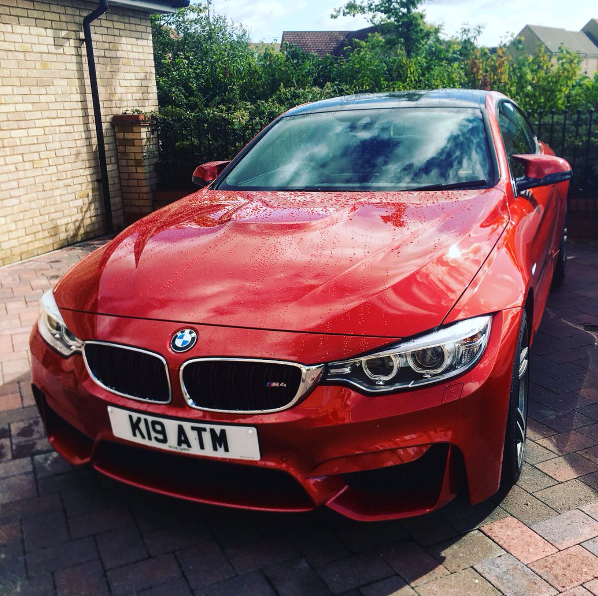 Alex86Mack's tweet image. Time for a morning blast in the beast! Hair cut time. #SaturdayMorningDrive #M4 #BMW #425BHP