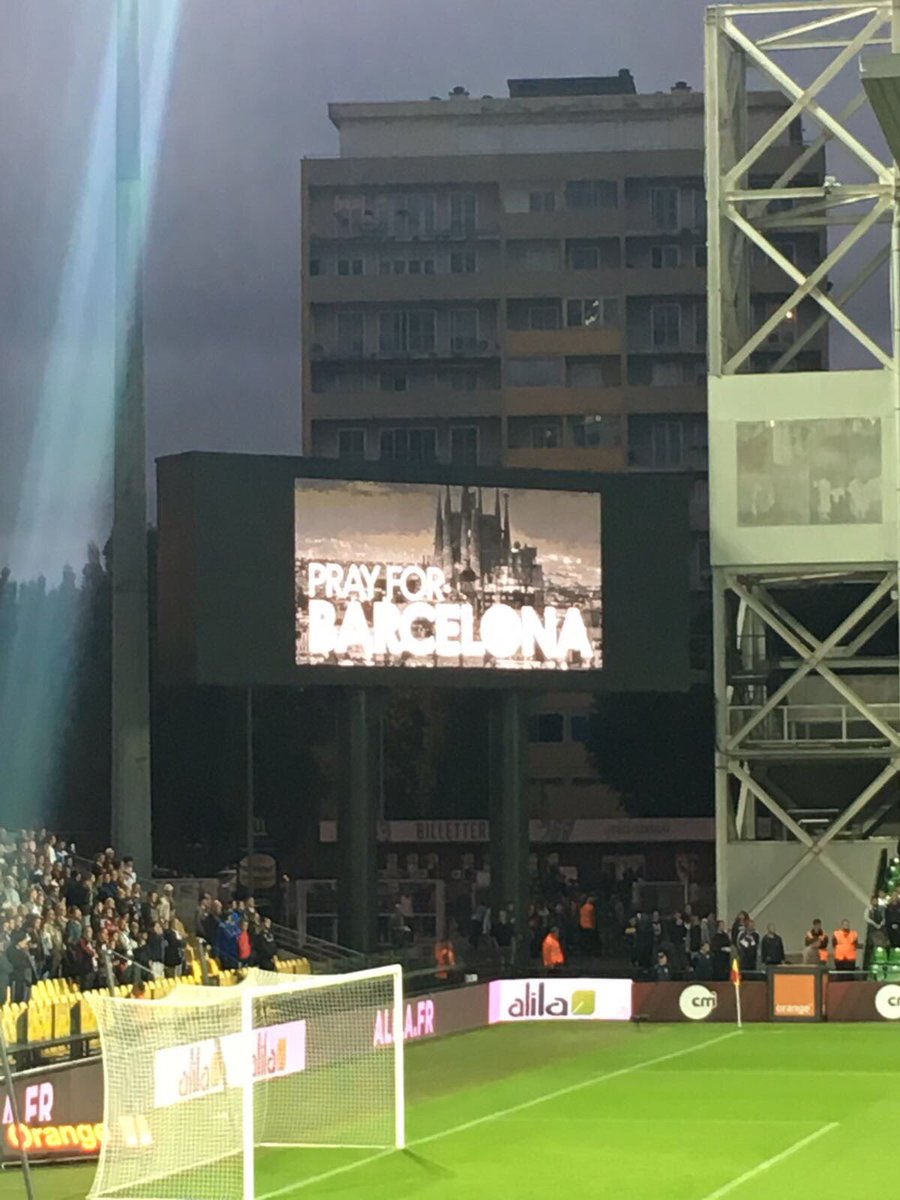 ivan_balliu's tweet photo. Merci a tous! #notincpor #Respect @FCMetz @Ligue1Conforama @Ligue1_ESP https://t.co/whmJ2w3rRa