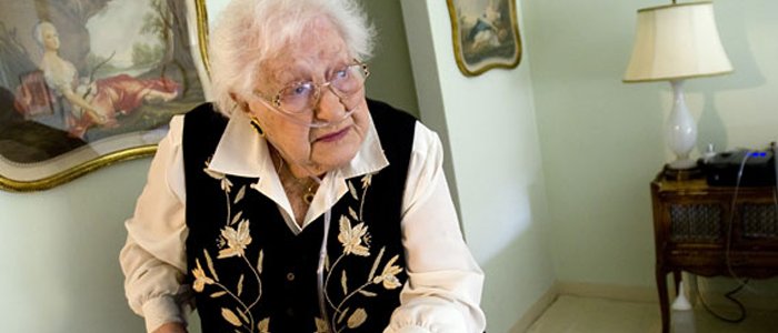 Door sloop gedwongen te verhuizen na 57 jaar: interview met 89-jarige mevrouw Buden. #senioren #nieuws #interview bit.ly/2vax0Jq