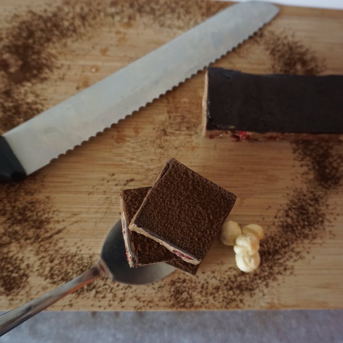 bakeryworkshops's tweet photo. WIP!
Chocolate and Cranberry Nougat eggless 
#ChefRB #Cocoacottage #nougat #eggless #diwali #gift #chocolate #cranberry  #photoshoot #WIP https://t.co/216KUiXWa0