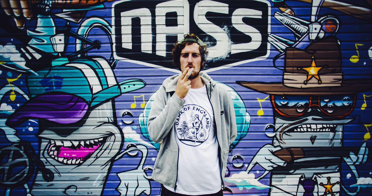 DANK_OF_ENGLAND's tweet image. 😤 @screechtree 👌🏻💪🏻 #NassFestival 🖤 #DankOfEngland 🍁🇬🇧🌎