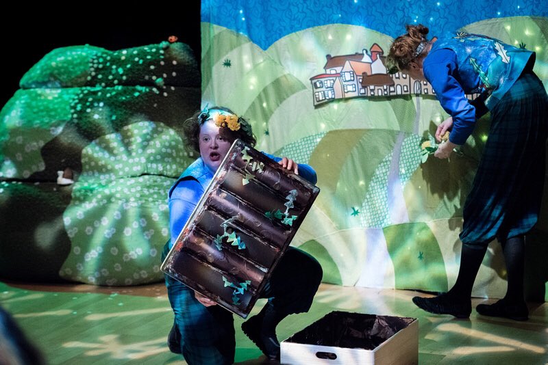 <a href="/StJamesE17/">St James E17</a> #FAMILY 2-3rd Sept <a href="/TheCentrE17/">The CentrE17</a> help #ChristopherNibble save dandelions! #Walthamstow #awesomstow #E17 thecentre17.com