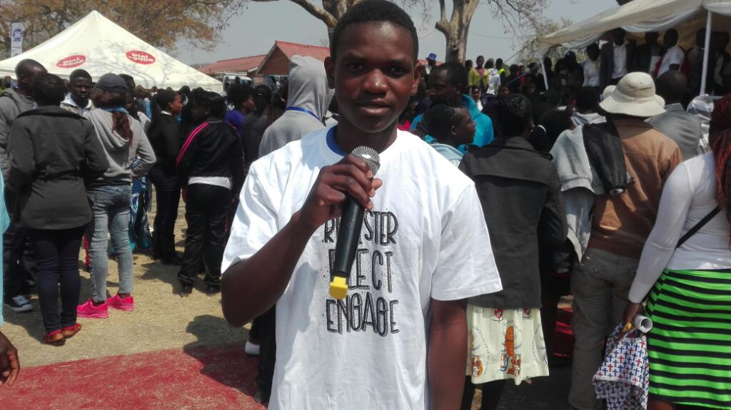 ercafrica's tweet image. Catholic Youths pledge to register to vote at Kutama College @tawandachimhini @OpenParlyZw #ipledgetoregister