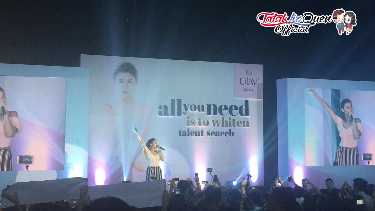 TATAKQuenito's tweet photo. .@lizasoberano performs on stage as @OlayPhilippines Brand Ambassadress. 👏
 
#LizaGlowsWithOlay  #LizaLovesOlay https://t.co/qIJSx6bu2X