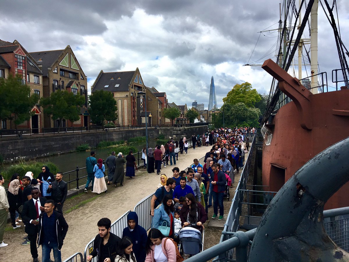 londonhalalfest's tweet photo. Want to get involved? Use the #halalfoodfestival hashtag and we'll give your awesome shots a RT😍🤳 https://t.co/lFuBChB7xc
