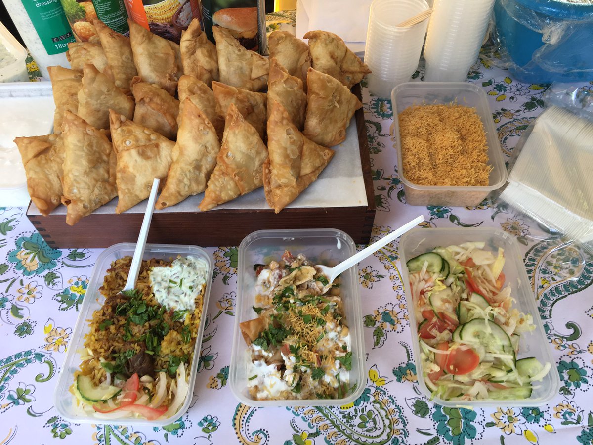 Leytonstonefood's tweet photo. Our fabulous new #indian #streetfood stall 1st day trading with us today #leytonfoodmarket #samosas #chaat https://t.co/DzVLhnp5wp