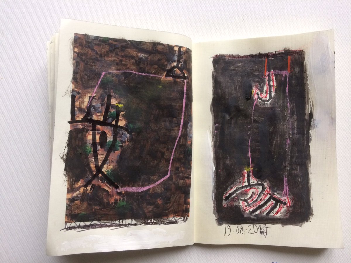 schmidtiglesias's tweet photo. Deux doubles pages du carnet de croquis. 11x16 cm. https://t.co/1DpafgWXXm