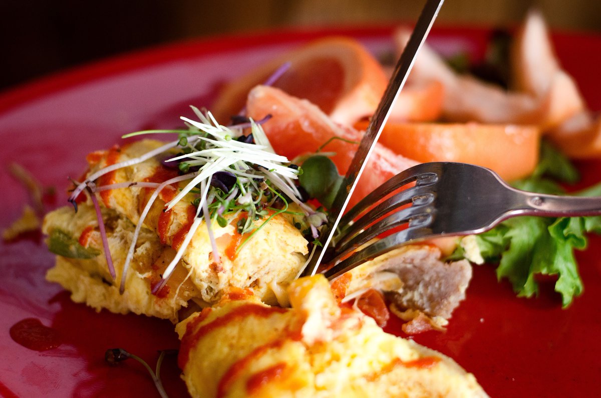 BmoreShine's tweet photo. Brunch time is the best time! Our “Farmer’s Market” Brunch starts at 10am...Come on down for bottomless mimosas and farm egg omelets! https://t.co/j2cErVTS9f