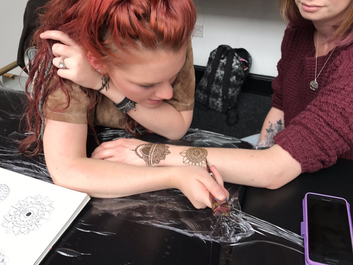 Henna originated when people in the desert used the paste to cool them down. Soon it turned into creating intricate designs, like so..
