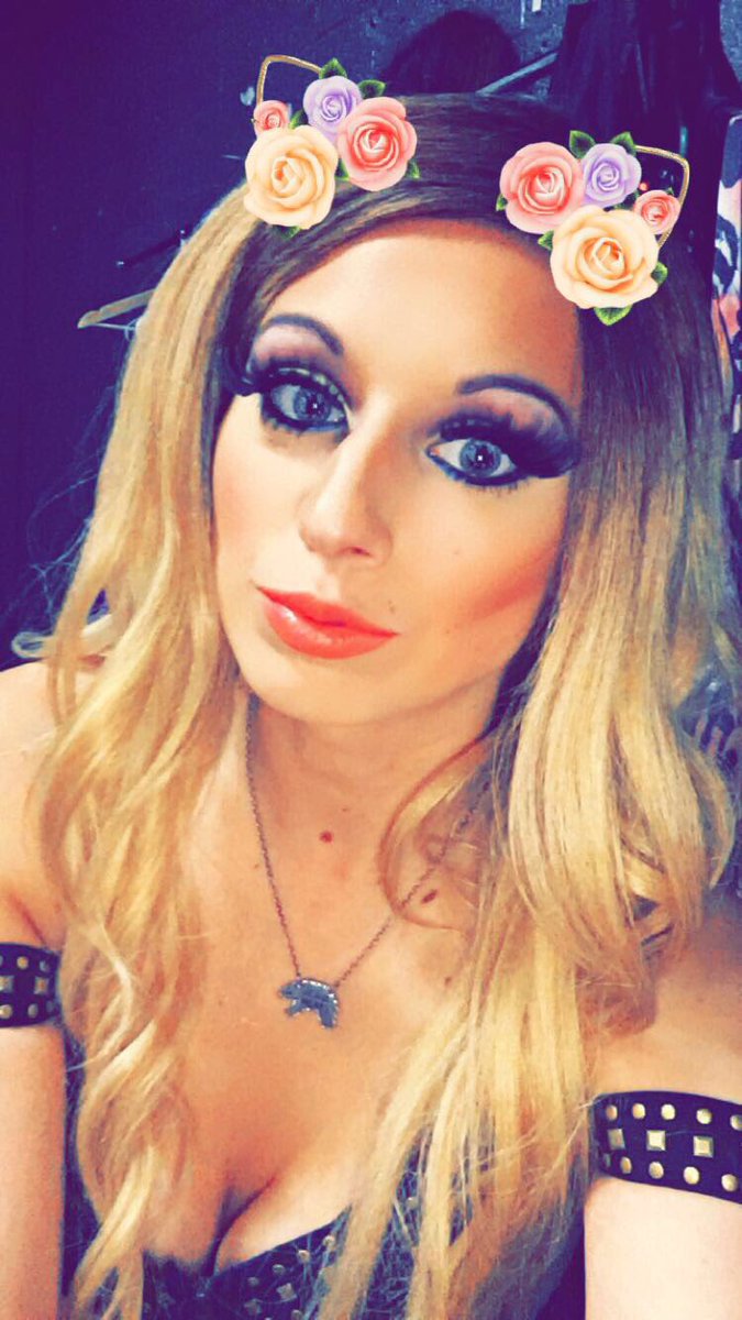 CourtneeRyann14's tweet photo. Courtnee Ryann 💁🏼👑 https://t.co/x7N7fN3jHi