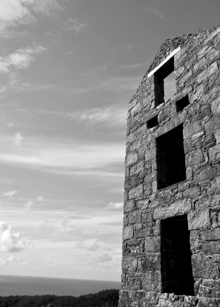 Time flies #blackandwhitephotography <a href="/AG_Exposed/">🅰️G▶️</a> <a href="/city_wander/">simpli©ity</a> <a href="/ferlamp/">FerLamp</a> #cornwall <a href="/Cornwall_Today/">Cornwall Today</a>