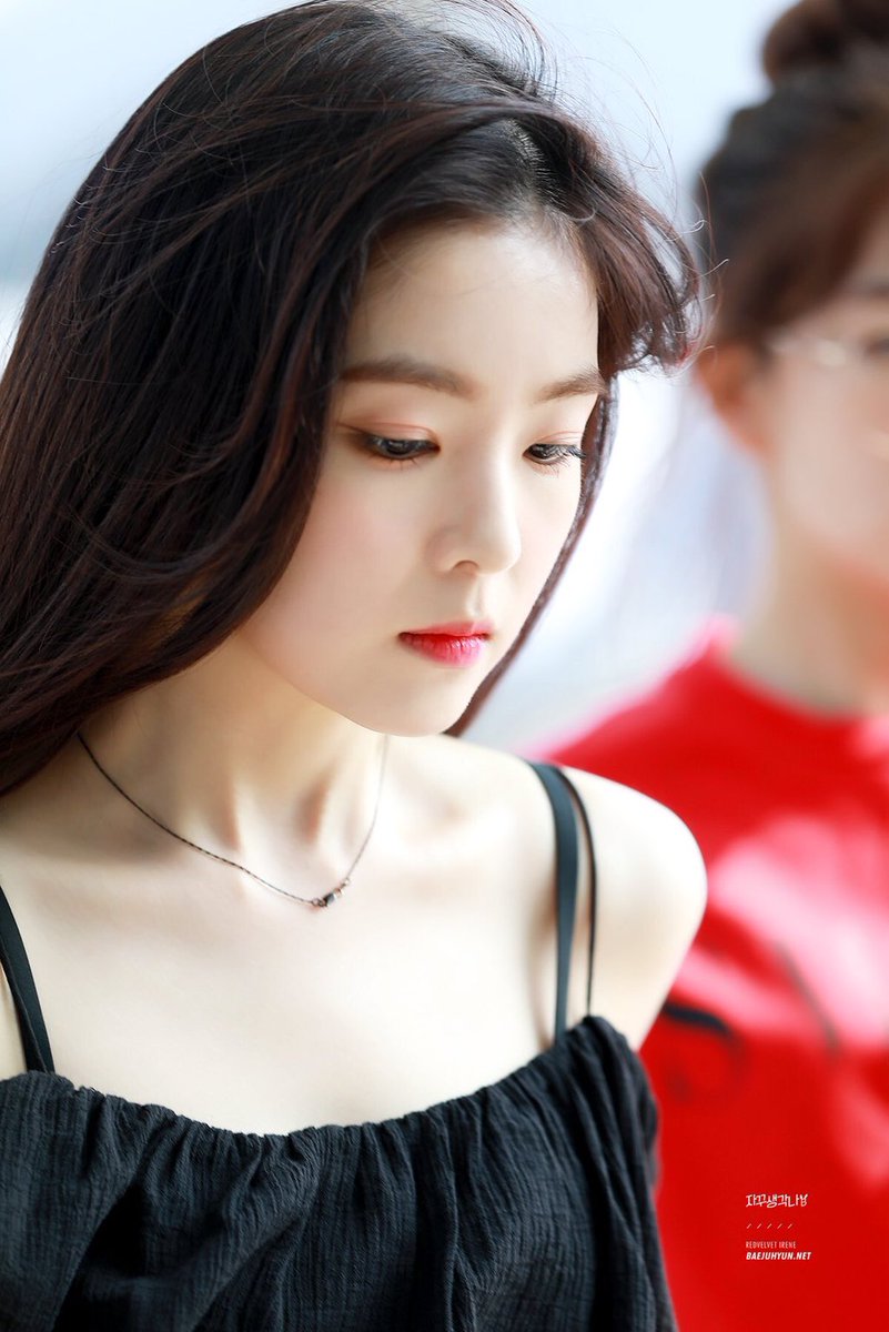 DOORGENCY's tweet photo. [VERIFIED] @baeireenn as Irene from Red Velvet,91's. Don't forget to put #DGFams - Blue (200p) in ur bio/loc🎉🎉 be active dear https://t.co/OV9li8jYEc