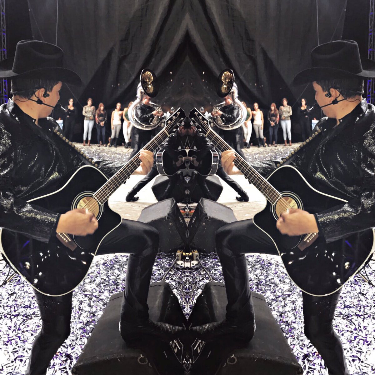 cesar_sanchezof's tweet photo. Que me toquen el corrido de el Mentado 🎸🎸🎸👼🏻
#latuyia
#hastaelcielo https://t.co/HVfAjcQs75