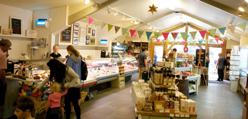 greatbathfeast's tweet photo. Bath has lots of places to go for fabulous farm produce, including @bathmarket 🚜
Here's our Farm Shop guide > https://t.co/Pzb6X6hdjQ https://t.co/0XBXOvhvRa